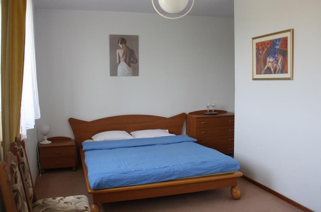 Dom Pod Czarnym Bocianem Apartment Tykocin Room photo